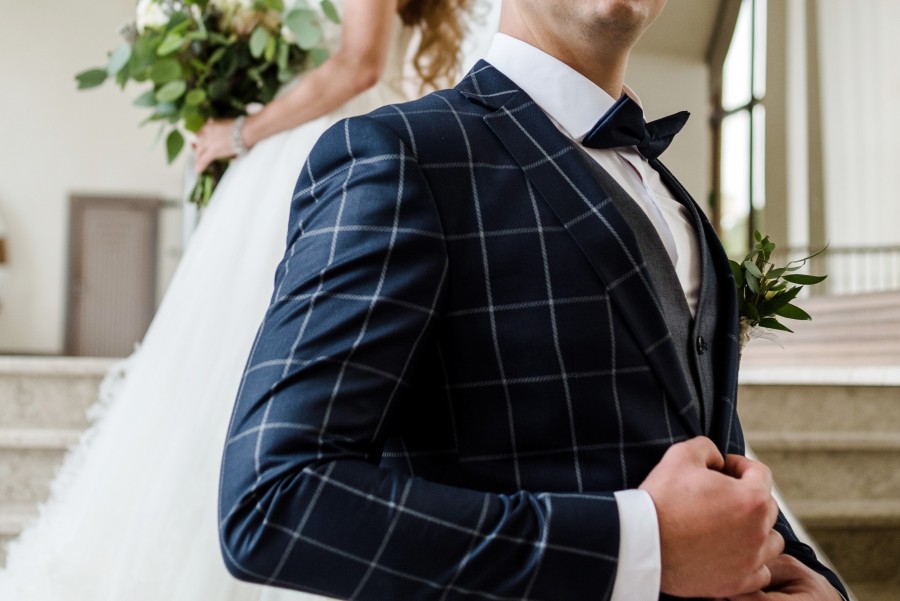 Comment s'habiller pour un mariage à Paris : guide complet pour choisir le costume idéal