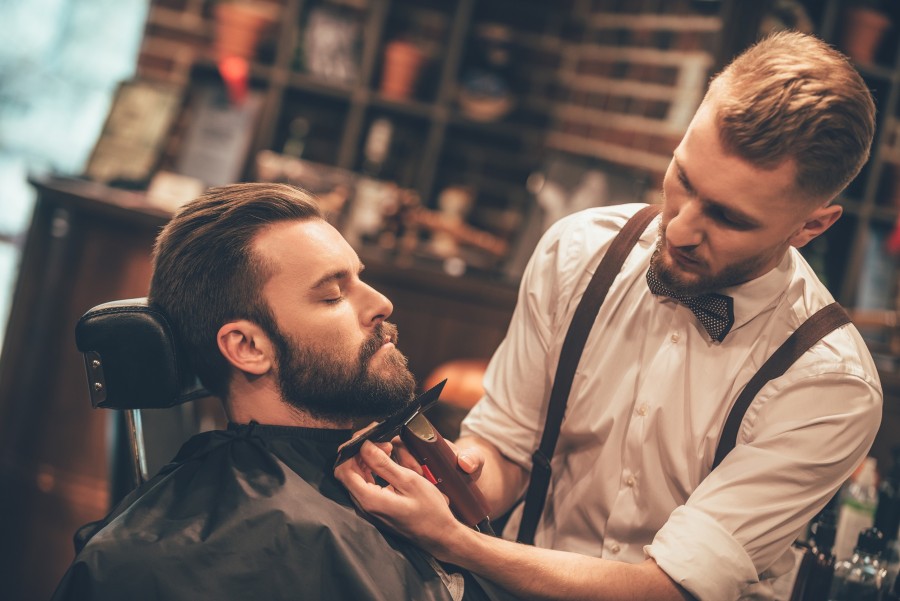 Trouvez les experts et les tendances pour tailler la barbe à Paris